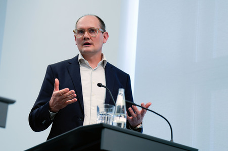 Pressekonferenz zur Krankenhausreform in Berlin