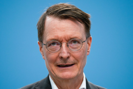 Pressekonferenz zur Krankenhausreform in Berlin