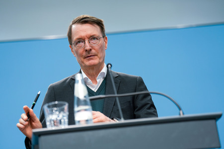 Pressekonferenz zur Krankenhausreform in Berlin