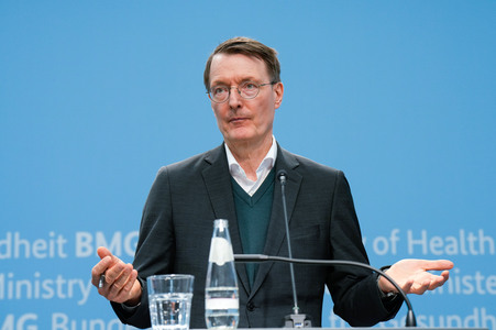 Pressekonferenz zur Krankenhausreform in Berlin