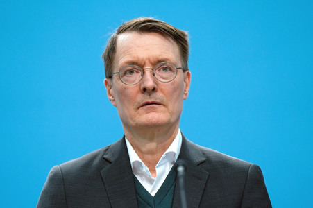 Pressekonferenz zur Krankenhausreform in Berlin