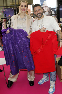 2. Charity-Flohmarkt zugunsten der Tribute to Bambi Stiftung in Hamburg