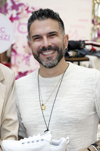 2. Charity-Flohmarkt zugunsten der Tribute to Bambi Stiftung in Hamburg