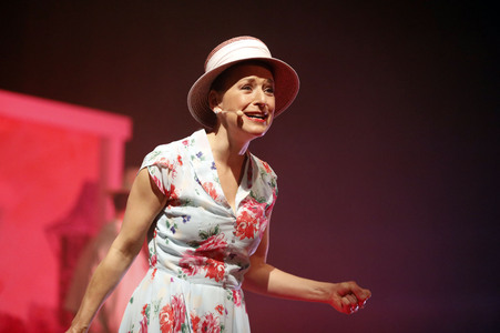 Musical 'Ganz Paris träumt von der Liebe' in Cunewalde