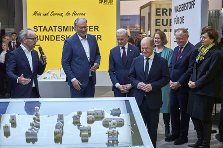 Eröffnungsrundgang auf der Hannover Messe 2024