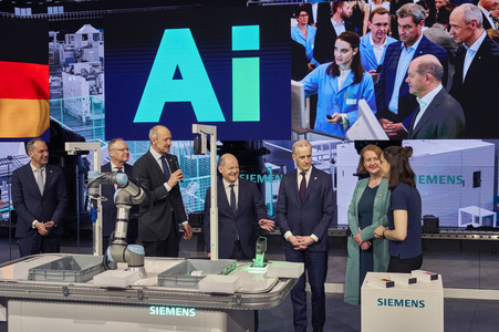Eröffnungsrundgang auf der Hannover Messe 2024