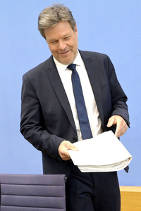 Bundespressekonferenz Frühjahresprojektion der Bundesregierung 2024 in Berlin