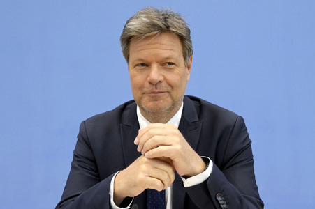 Bundespressekonferenz Frühjahresprojektion der Bundesregierung 2024 in Berlin