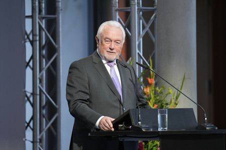 Wanderausstellung 'Challenging Democracy - Von Helmut Schmidt bis heute' in Berlin