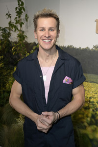 Ausstellungseröffnung Ruinart Maison 1729 Kunst Pop-up am Tacheles in Berlin