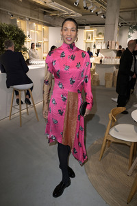 Ausstellungseröffnung Ruinart Maison 1729 Kunst Pop-up am Tacheles in Berlin