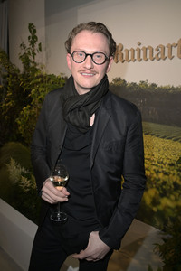 Ausstellungseröffnung Ruinart Maison 1729 Kunst Pop-up am Tacheles in Berlin