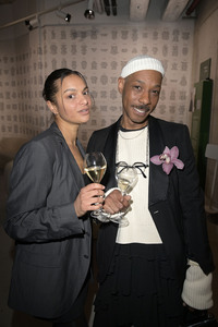 Ausstellungseröffnung Ruinart Maison 1729 Kunst Pop-up am Tacheles in Berlin