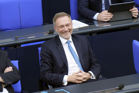 166. Sitzung des Deutschen Bundestages in Berlin