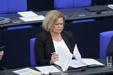 166. Sitzung des Deutschen Bundestages in Berlin