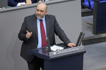 166. Sitzung des Deutschen Bundestages in Berlin