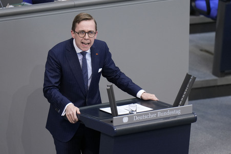 166. Sitzung des Deutschen Bundestages in Berlin