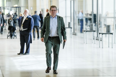 166. Sitzung des Deutschen Bundestages in Berlin