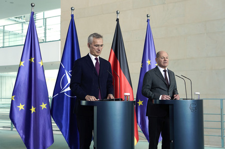 Empfang des NATO-Generalsekretärs in Berlin