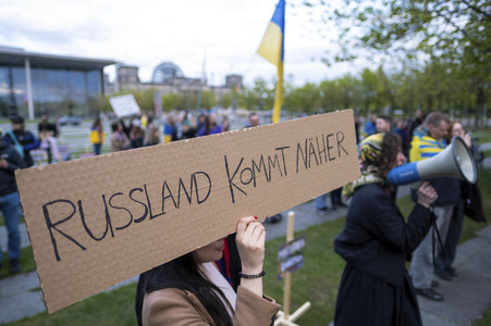 Ukrainer demonstrieren in Berlin