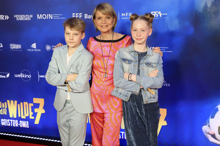 Filmpremiere 'Max und die Wilde 7: Die Geister-Oma' in München