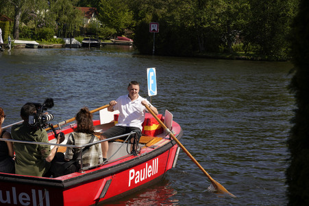 Die Ruderfähre F24 Paule III in Rahnsdorf