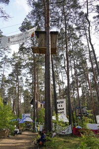 Protestcamp gegen die Erweiterungspläne des Tesla-Werks in Grünheide