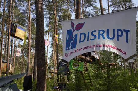 Protestcamp gegen die Erweiterungspläne des Tesla-Werks in Grünheide