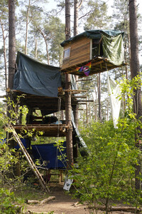 Protestcamp gegen die Erweiterungspläne des Tesla-Werks in Grünheide