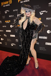 Musicalpremiere 'Ku'damm 59 - Das Musical' in Berlin