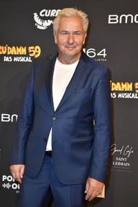 Musicalpremiere 'Ku'damm 59 - Das Musical' in Berlin