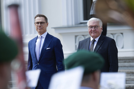 Begrüßung des Präsidenten der Republik Finnland in Berlin