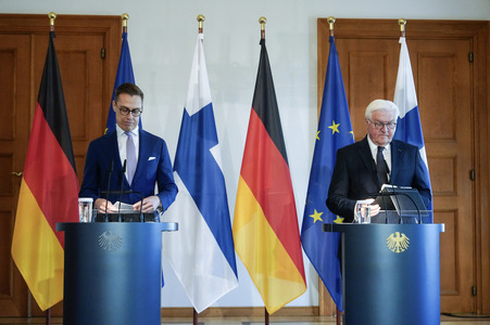 Begrüßung des Präsidenten der Republik Finnland in Berlin