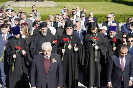 Gedenktag am Sowjetischen Ehrenmal Treptow in Berlin