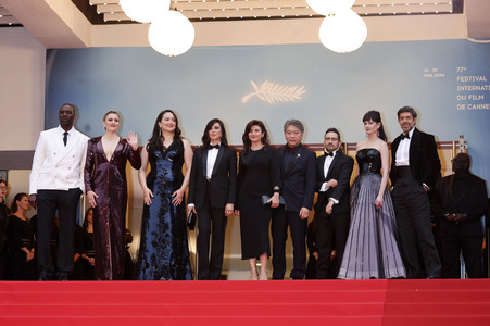 Festivaleröffnung mit Filmpremiere 'Le deuxième acte', Cannes Film Festival 2024