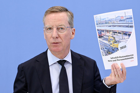 Bundespressekonferenz Vorstellung der Studie: Herausforderungen für die Schuldenbremse in Berlin