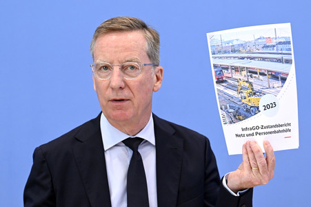 Bundespressekonferenz Vorstellung der Studie: Herausforderungen für die Schuldenbremse in Berlin