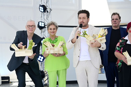 Sommergarten-Show in Beelitz