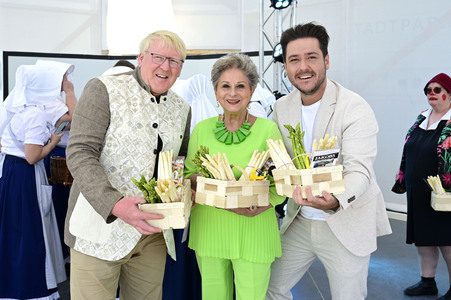 Sommergarten-Show in Beelitz