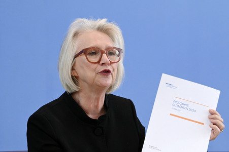 Bundespressekonferenz Vorstellung des Frühjahrsgutachten 2024 in Berlin