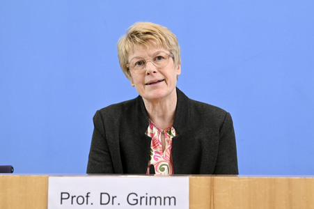 Bundespressekonferenz Vorstellung des Frühjahrsgutachten 2024 in Berlin