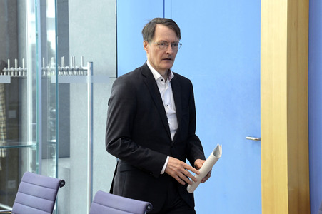 Bundespressekonferenz Krankenhausreform in Berlin