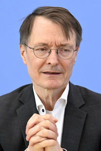 Bundespressekonferenz Krankenhausreform in Berlin