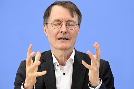 Bundespressekonferenz Krankenhausreform in Berlin