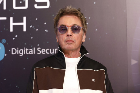 Pressekonferenz zur Eröffnung vom Starmus VII Festival in Bratislava