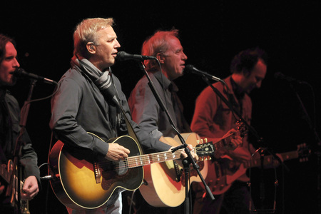 Konzert von Kevin Costner & Modern West in Bremen