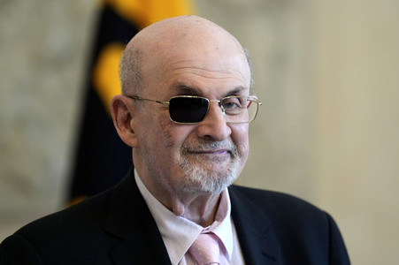 Frank-Walter Steinmeier empfängt Salman Rushdie in Berlin