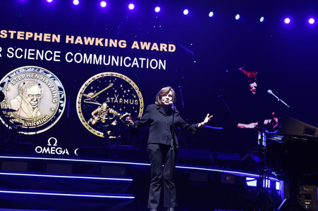 Preisverleihung beim Starmus VII Festival in Bratislava