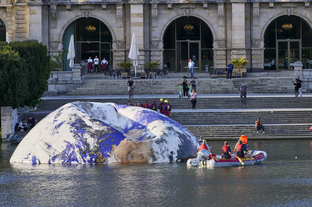 DLRG Einsatz bei Kunstinstallation in Hannover