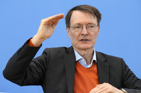 Bundespressekonferenz Der Bundes-Klinik-Atlas in Berlin